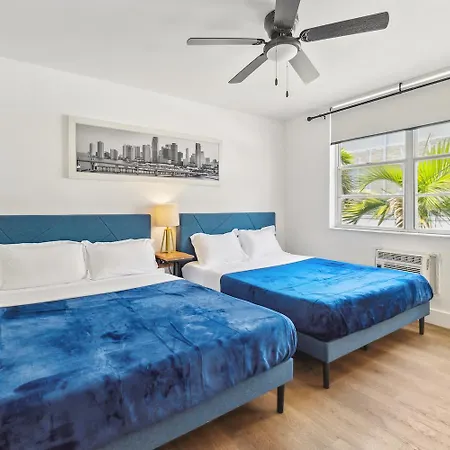 713 Miami Beach Apartments